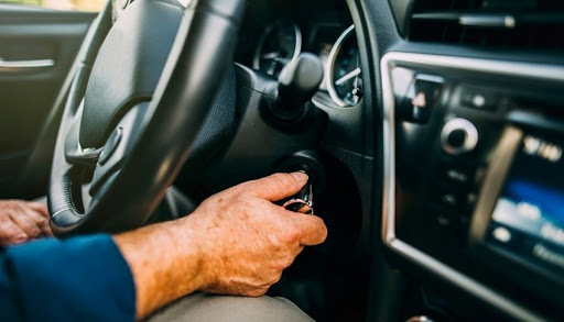 5 Thói quen tai hại của tài xế khiến xe ô tô hao hụt xăng vô tội vạ