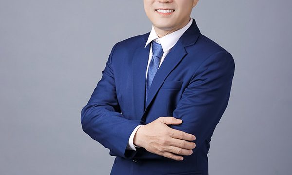 Lương Minh Đạt cho ra mắt sản phẩm