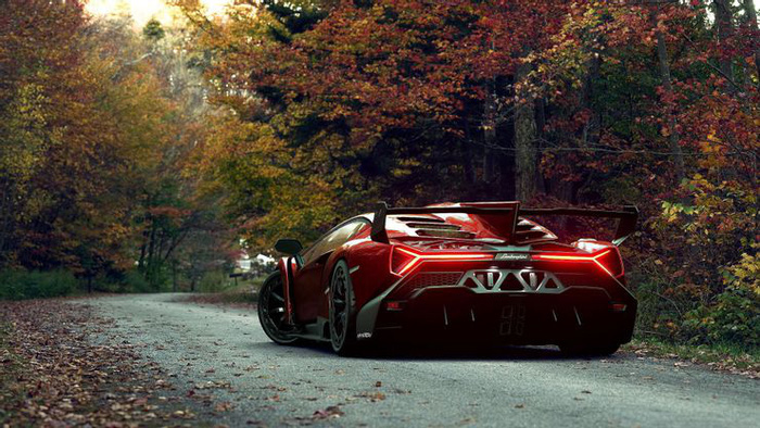 Lamborghini Veneno - 4,5 triệu USD