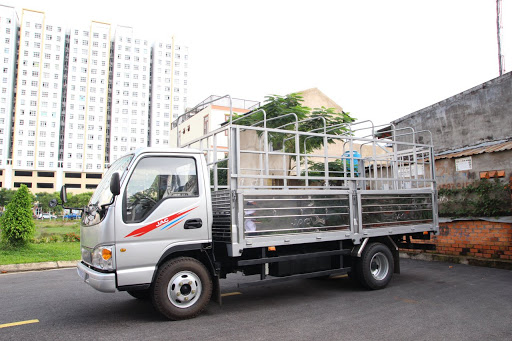 Xe tải JAC 2.4 tấn động cơ khung gầm ISUZU